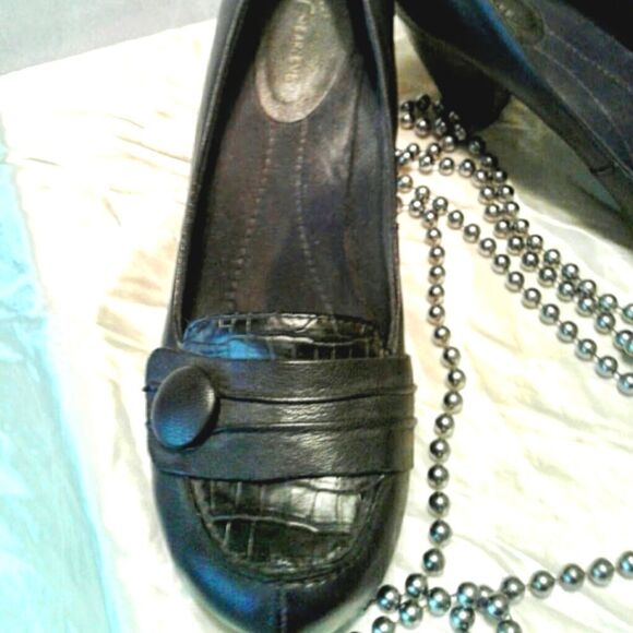 #064 Black button-heeled pumps.Sze. 10 - Picture 6 of 6